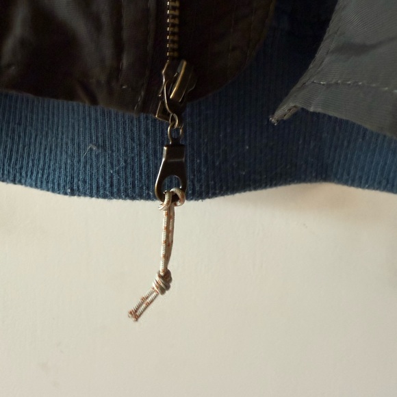 AMBSN Color Block Nylon Jacket - Picture 5 of 6